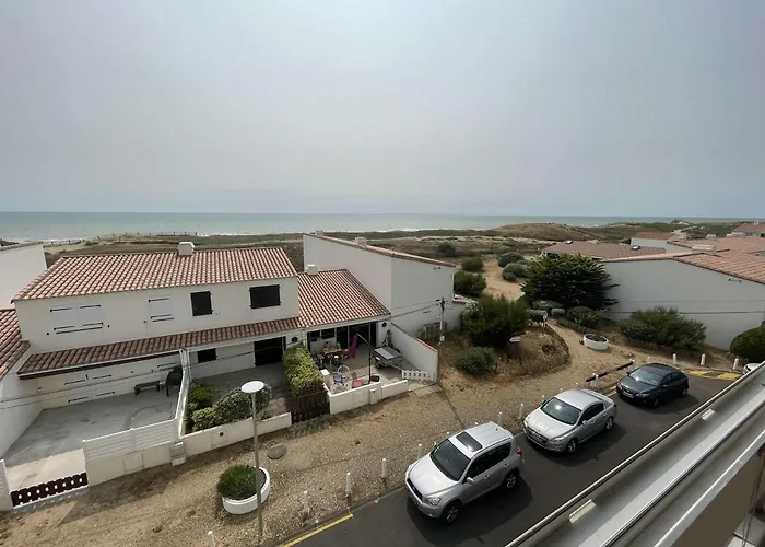 2 Pièces, 4 Couchages, Balcon, Parking Privé, Proche - Fr-1-224c-274 Appartement *