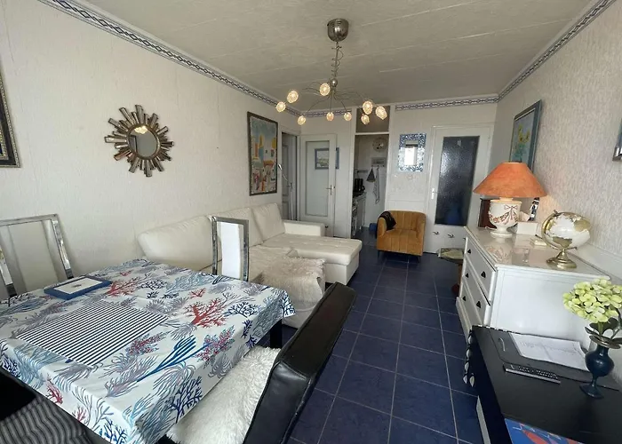 2 Pièces, 4 Couchages, Balcon, Parking Privé, Proche - Fr-1-224c-274 Appartement